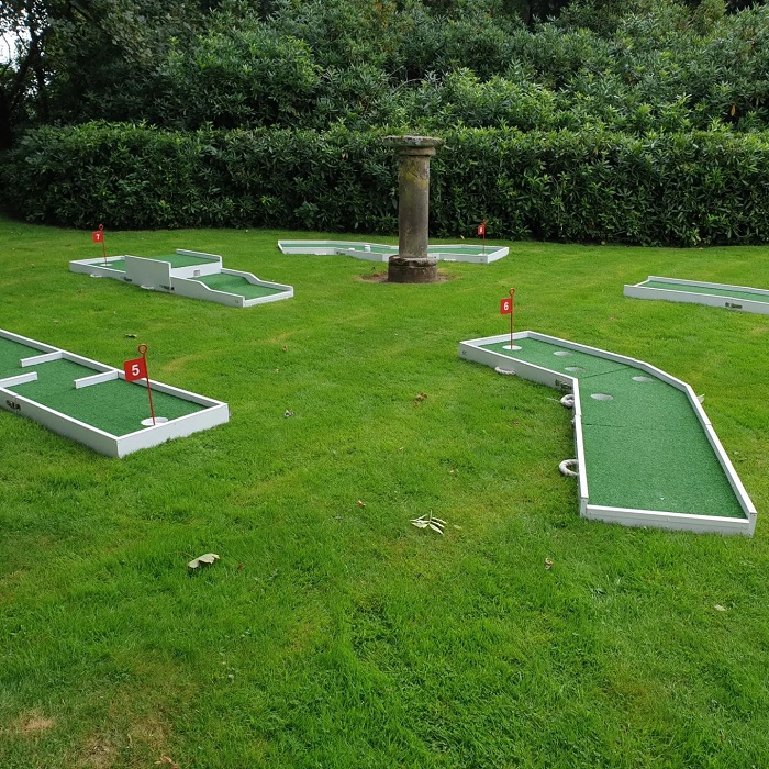 Crazy Golf Hire in South Sropshire